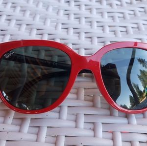 Ray-ban vintage style sunglasses